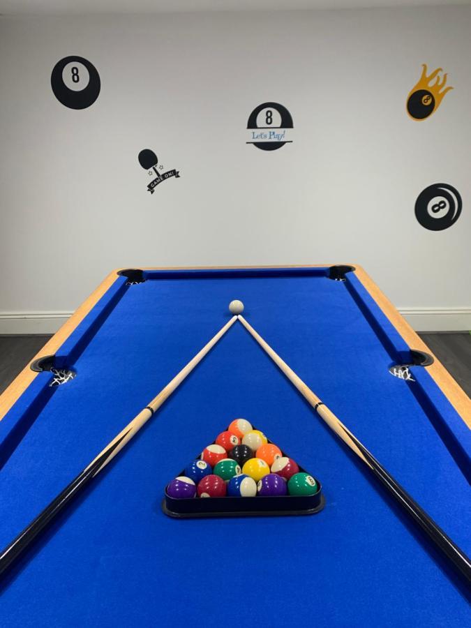 4 Bedroom Home With Garden, Game Room, Parking- Esho Stays Глостер Экстерьер фото